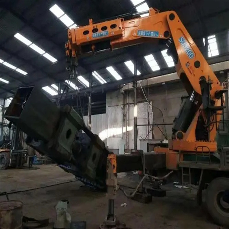 沙湾200吨折臂吊出租