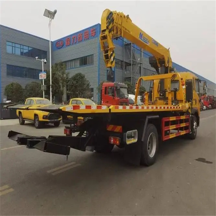 沙湾附近小随车吊出租电话，轻松解决搬运烦恼